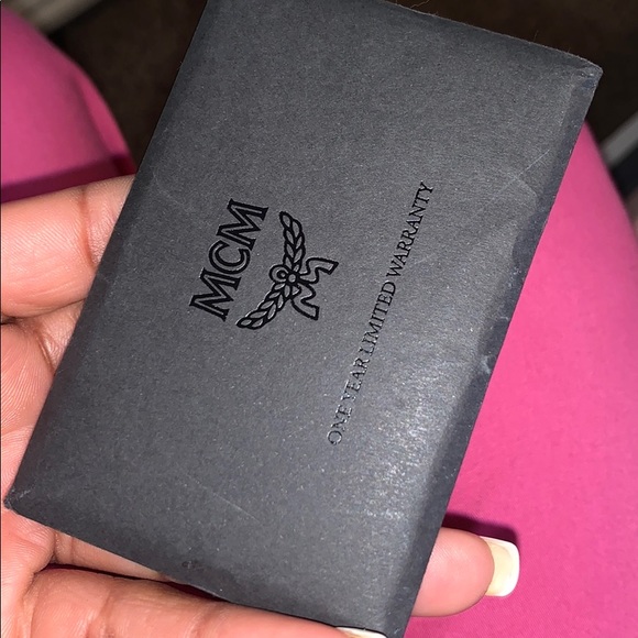 MCM bag + matching shoe - Picture 3 of 4